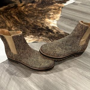 BRAND NEW - Never Worn Madewell Boots.